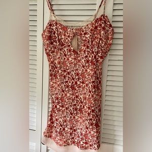 Forever 21 - NWOT- Flirty floral summer dress